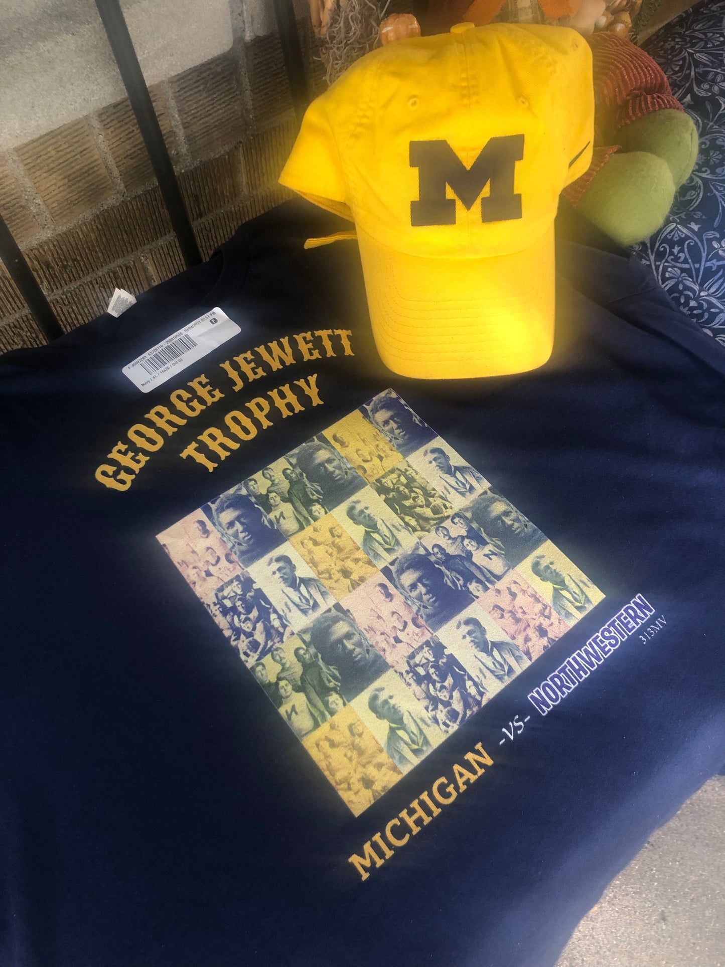 George Jewett Trophy Short-Sleeve Unisex T-Shirt